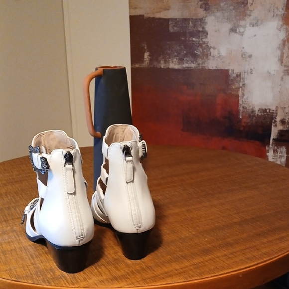 Nine West White Heeled Boots with Buckle Accents - Picture 2 of 5